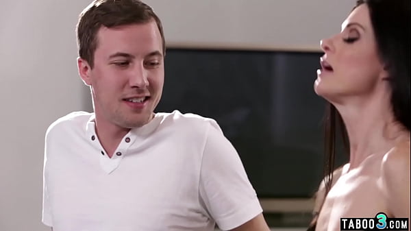 Petite mature stepmother seducing and fucking her stepson 