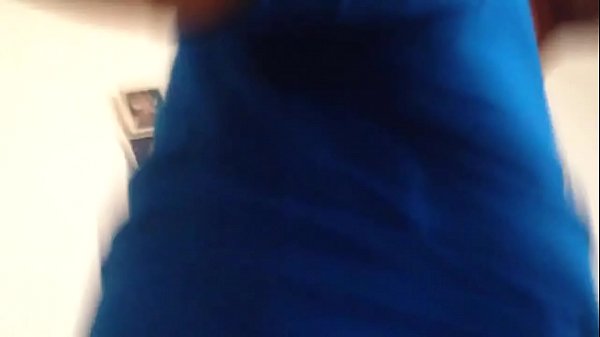 Play MP4 - Portuguese couple fucks on the sofa