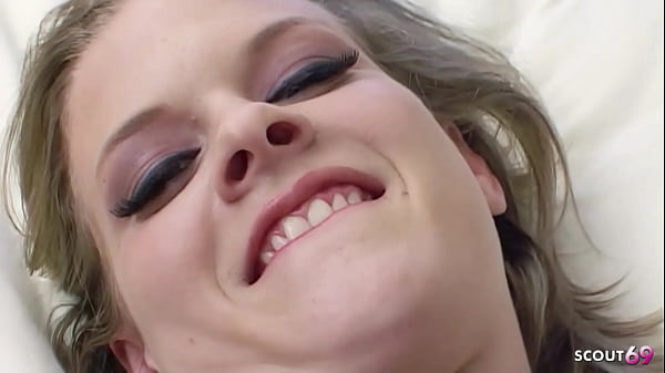 Nonton Pov Amateur Interracial Fuck For Blonde Bitch With Nice Tits By Black Monster Cock thumbnail