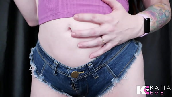 Whose stomach inflates bigger belly bubbles 