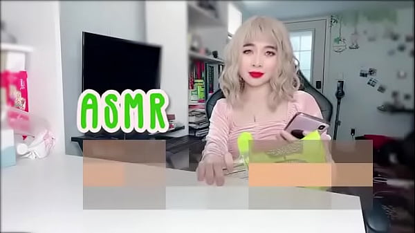 Nonton P&eacute;s Lindos Da Garota Mais Linda thumbnail