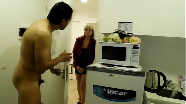 Despues De Cojerme A Mi Mujer , Vino Mi Cu&ntilde;ada Pidiendo Plata Para El Taxi Y La Coji Tambien thumbnail