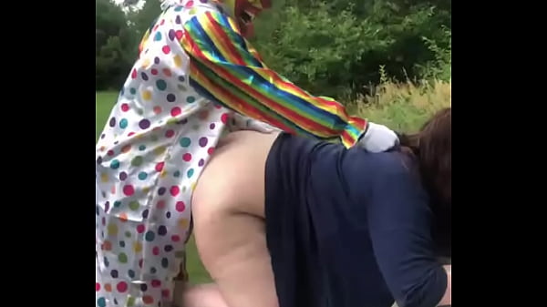 Play MP4 - Fucking my BBW teacher who failed me years ago in a public park