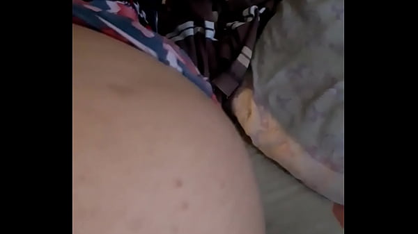 Play MP4 - A&Ntilde;O NUEVO&period;&period;&period; Me revienta la vagina como se debe