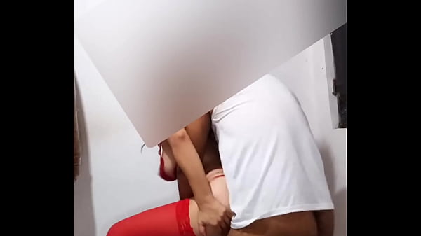 Play MP4 - Dando o cuzinho em sp