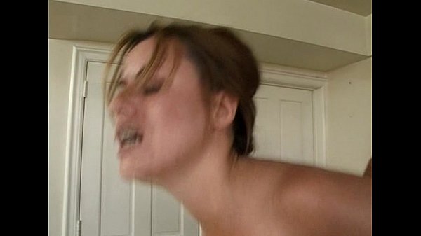 Play MP4 - Metro - Flesh Peddlers 03 - scene 4