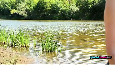 Nonton Horny Russian Woman Plays With Her Fingers In Her Burning Pussy In The River. thumbnail
