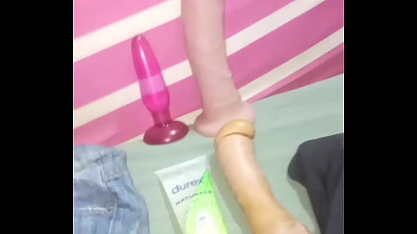 Toda mi ropita de nena y consoladores