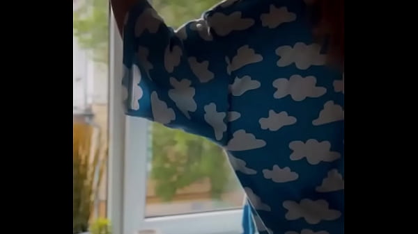 Nonton Dirty Strip thumbnail