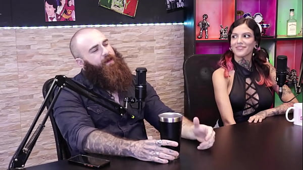 Qweensg e iron biker falando de safadeza