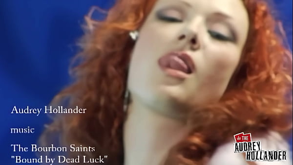 Nonton Audrey&rsquo;s Throat And Holes Stretched By Harry And Otto! thumbnail