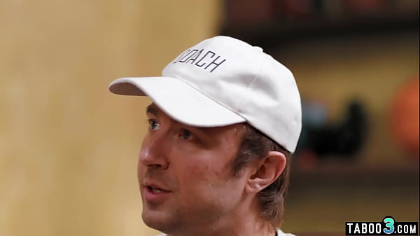 Petite blondeteens Khloe Kapri and KylerQuinn anal fucked by their coach