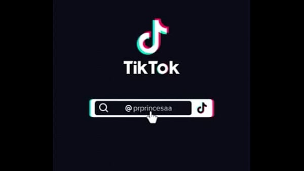 fat ass throwing ts back 