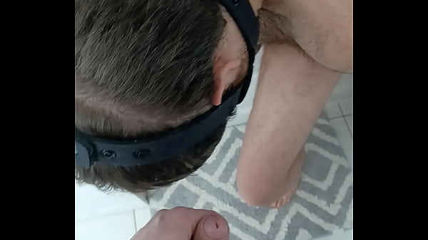 I play with my  dildo 