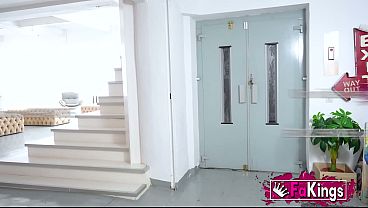 Nonton Beautiful Punk Milf, Turned Into A Doll For Porn. Leine Rebel, Re-educated At Fakings thumbnail