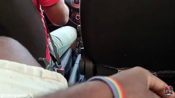 Nonton &ldquo;um Copo D&rsquo;&aacute;gua E Um Pau N&atilde;o Se Nega A Ningu&eacute;m, N&eacute;?&rdquo; Ontem O Plano Era Ir Pro Centro Ca&ccedil;ar Na Rua, Mas Esse Ube... thumbnail