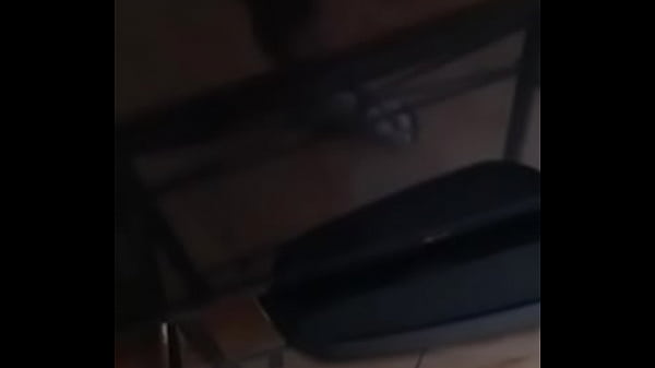 Play MP4 - TV piss&excl;