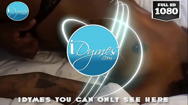 Nonton Photographer Plays With Sexy Chocolate Model thumbnail