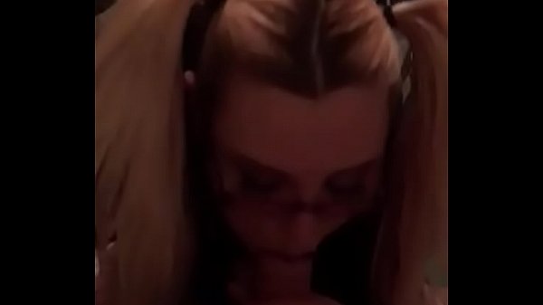 Sexy nerd sucking dick 