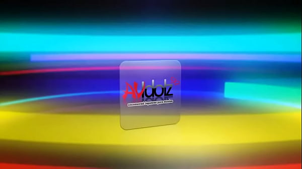 Play MP4 - Nami is a real magnet for groups of horny guys