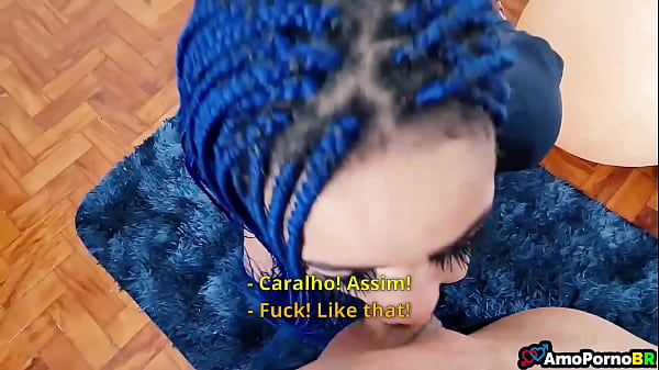 Irm&atilde; adotiva mal criada fodendo no meio da sala de casa amopornobr 