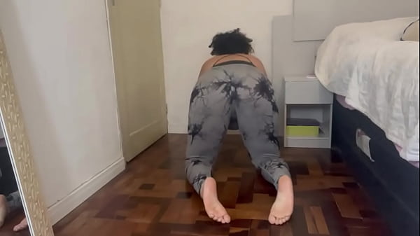 Cutiepiie Curvy Yoga positions to fart