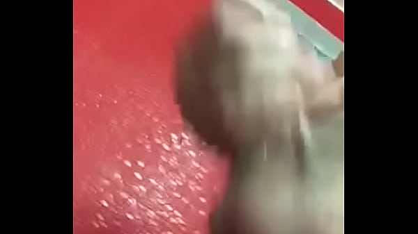 i&acute_m horny so i took a shower