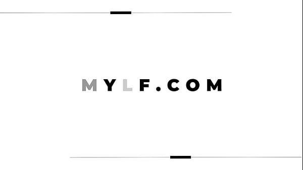 Hot blonde teen babe_Avalon Heart rimmed by big_dick