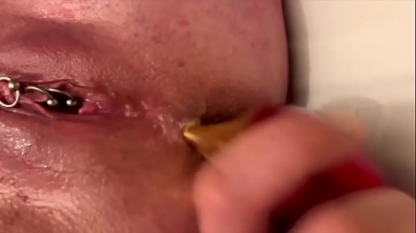 Anal masturbate by gold high heels and fingering asshole and juice pussy and ride asshole on heels 