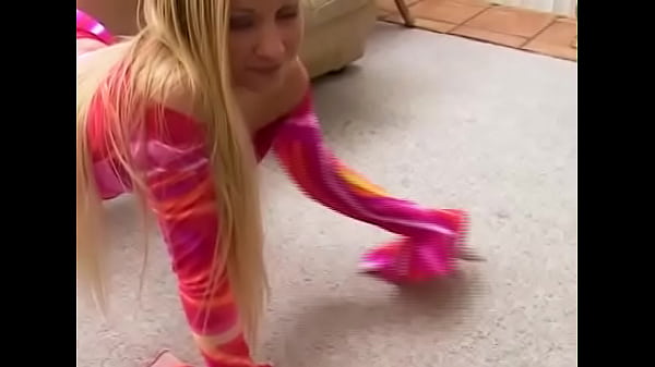 Nonton Joelean Sexy Blonde Milf Deepthroat Facefuck Throatfuck Huge Cock Pov Blowjob thumbnail