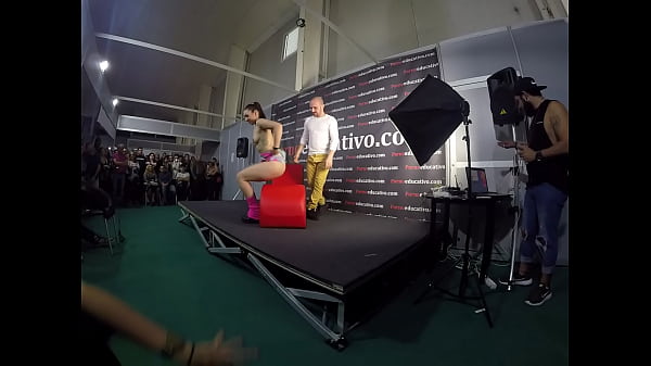 Aprende A Hacer Mamadas Y Comer Co&ntilde;os thumbnail