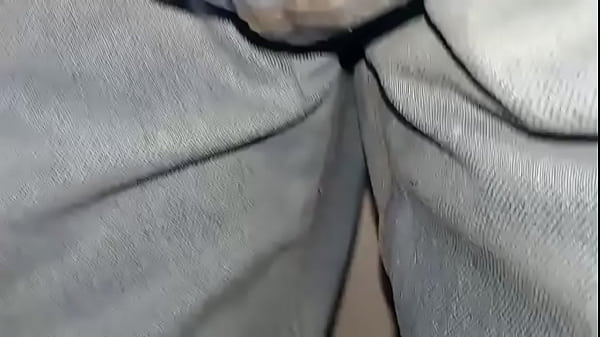 Pantalones orinados con pa&ntilde;al de tela y d&iacute;a doble orgasmo 