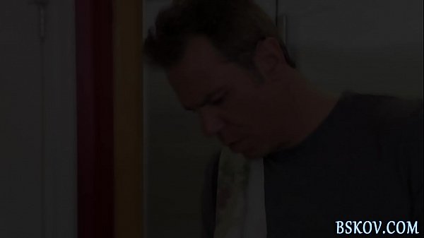 Nonton Pornstar Eats Teen Pussy thumbnail