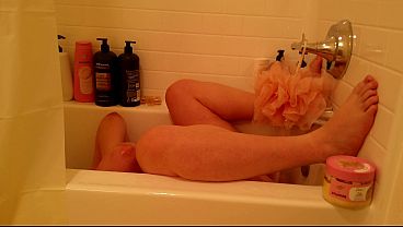 SEXY FAT BBW PREGNANT MILF WITH HUGE NATURAL BOOBS MASTURBATES IN BATHROOM BY WATER PRESSURE - AMATEUR ARABIAN SNOWWHITE video thumbnail