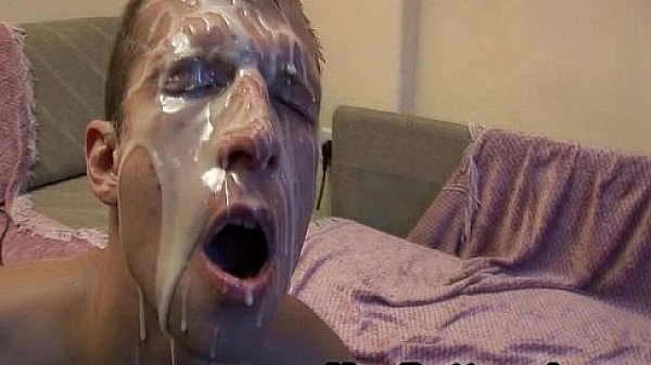 Bareback gay have some fun unti they cum 