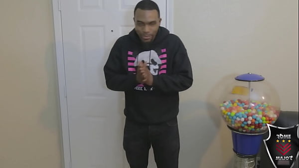 Play MP4 - Ambitious Booty&excl; Lucky Rome Major Cums Really Hard On Her&excl;