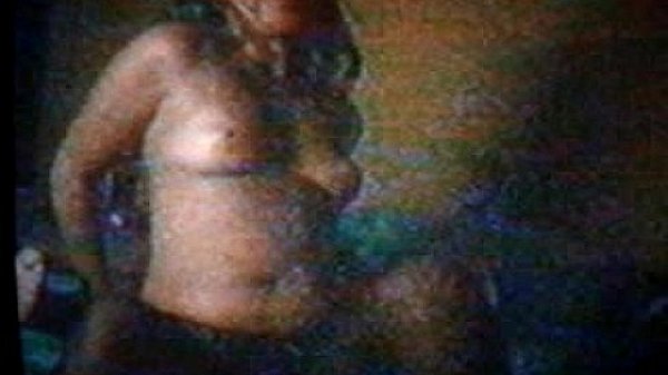 puta muestra la plata que cobra por sexo 