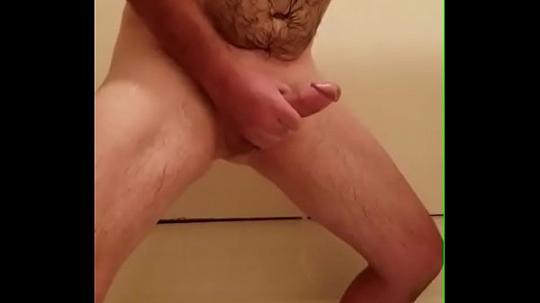 Hubby rubbin one out before work