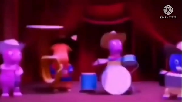 Novinha safada sentando na piroca albina_de 30cm