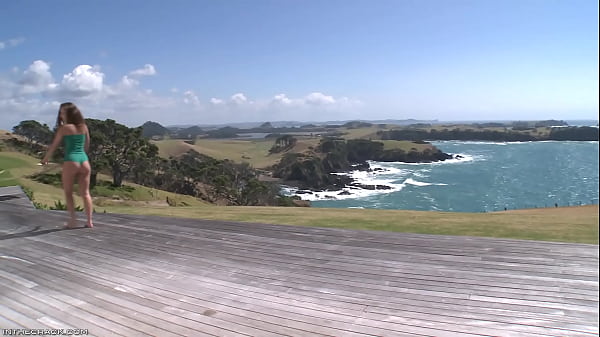 Nonton Closeup Swimsuit Sexy Motions thumbnail