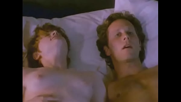 Jennifer Jason Leigh Nude 