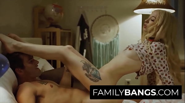 Play MP4 - FamilyBangs&period;com ⭐ Tiny Princess Bangs with the Supportive Brother&comma; Nathan Bronson&comma; Kenzie Reeves