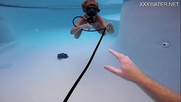 Sophie Murena_hottest solo_babe underwater