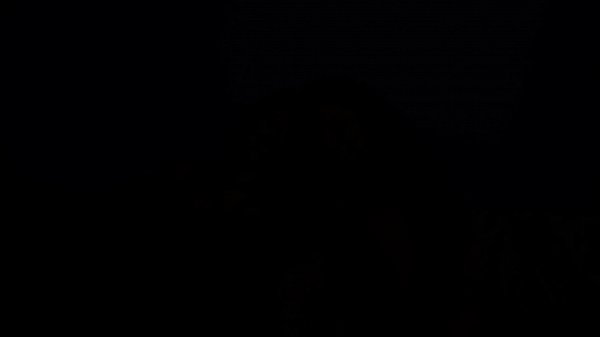 Nonton Naughty Young Sluts Get To Share One Big Black Cock thumbnail