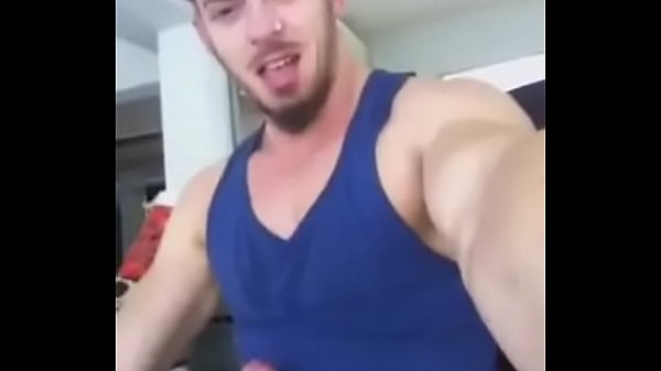 HOMEM bonito gostoso e safado assim ... Quem resiste ?