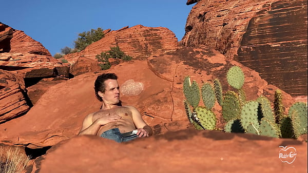 Play MP4 - Outdoor Anal Masturbation