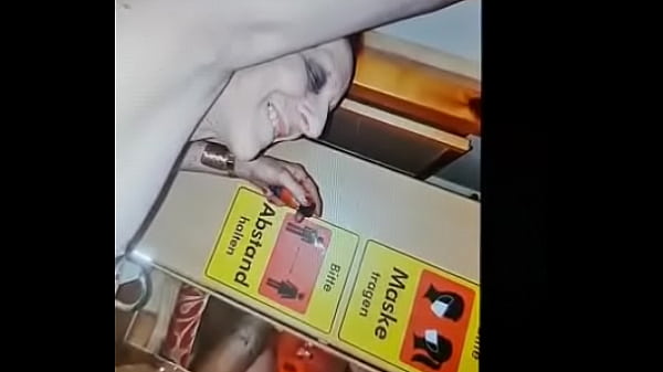 marcel muss seinem Zuhälter den_Arsch hinhalten