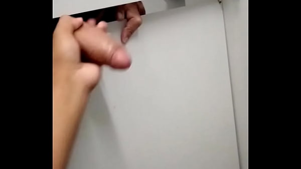 Play MP4 - TOQUEI UMA PRO COROA DOTADO NO BANHEIRO DA ESTA&Ccedil;&Atilde;O DE TREM &lpar;ANO&colon; 2021&rpar;