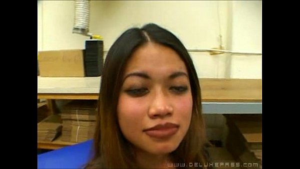 Play MP4 - me luv u longtime