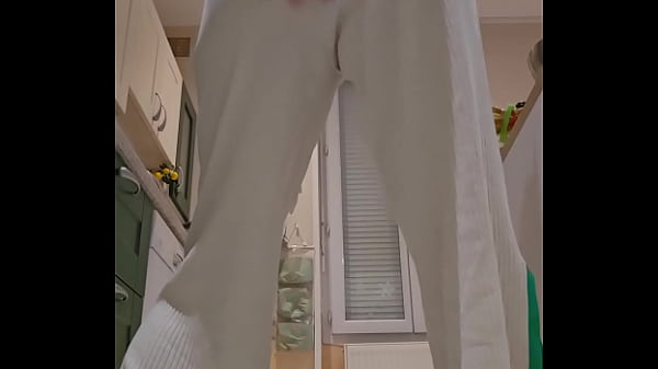 Des Amateurs De Twerk ? thumbnail